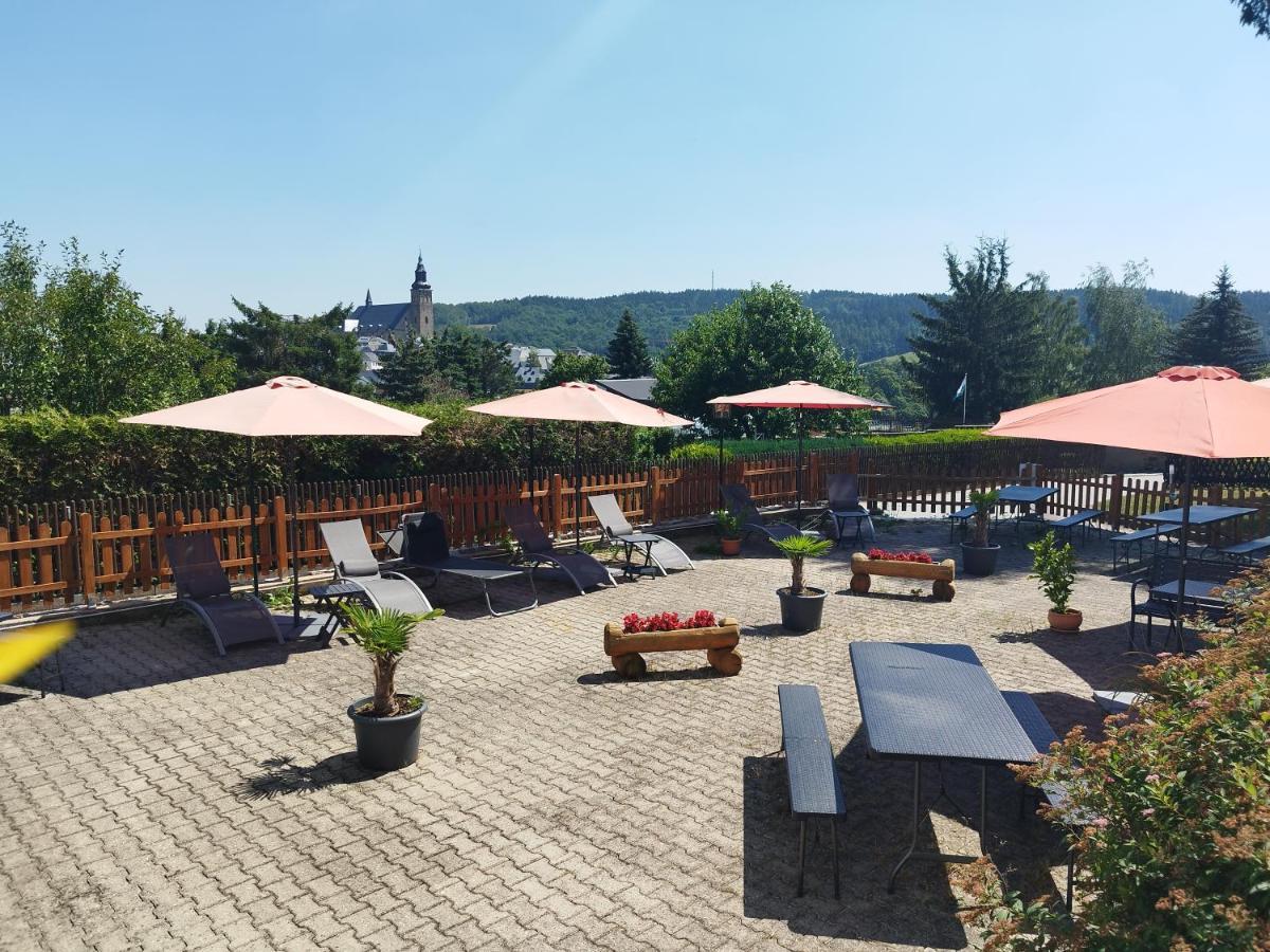 Berghotel Steiger - Erzgebirge Schneeberg  Zewnętrze zdjęcie